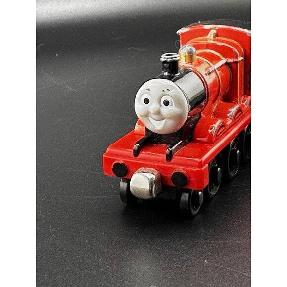 2002 James And Tender Thomas & Friends Take-N-Play Along Diecast Train #5 Engine - Picture 3 of 11